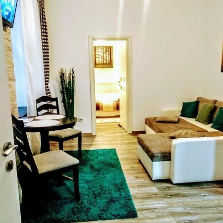 Tampa Guests House Apartment Brasov